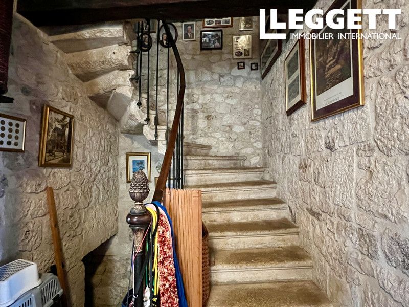 Property photo 3 of 10