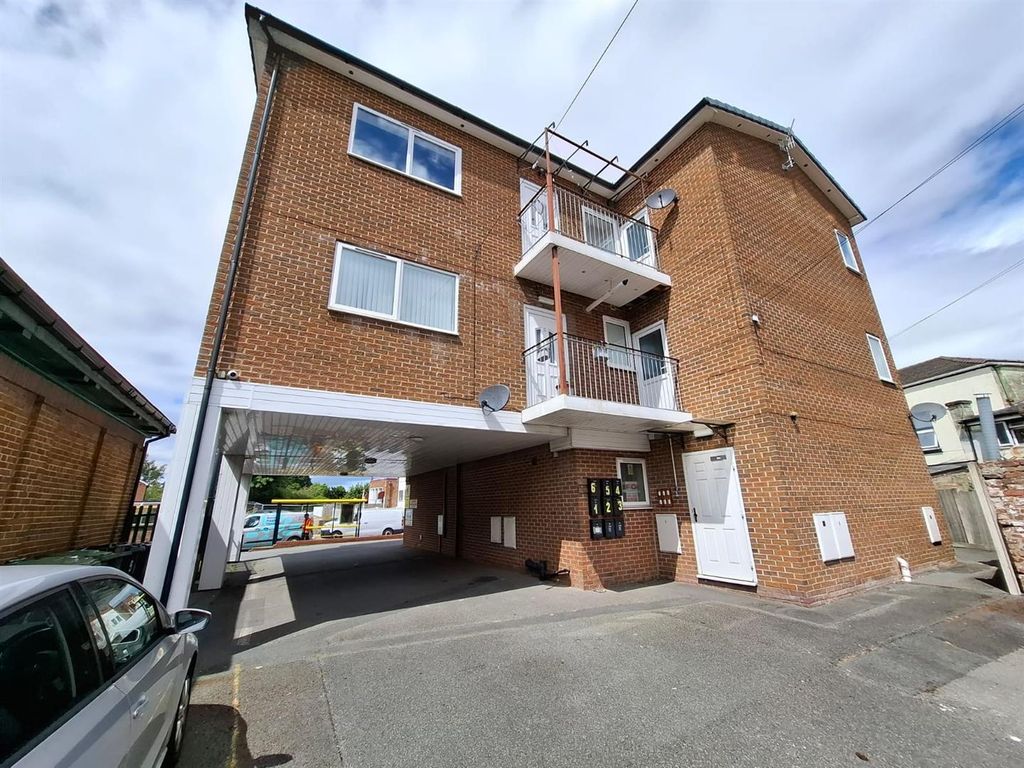 Property photo 1 of 18 8Aaa8649-3d8d-4E49-8ee5-A331E1B3F451.Jpg