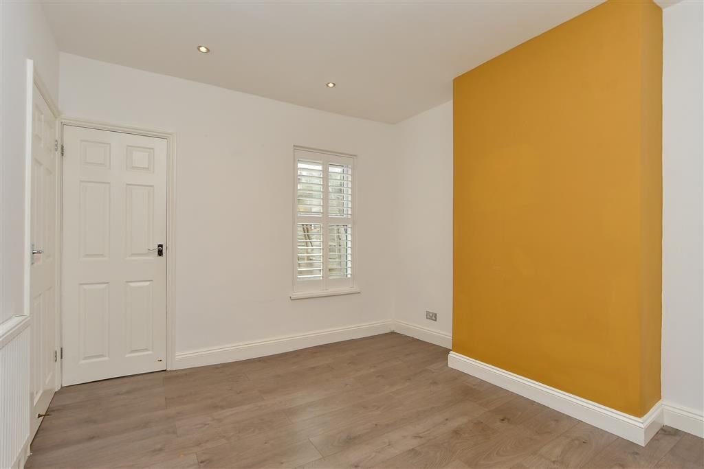 Property photo 1 of 9 Dining Room