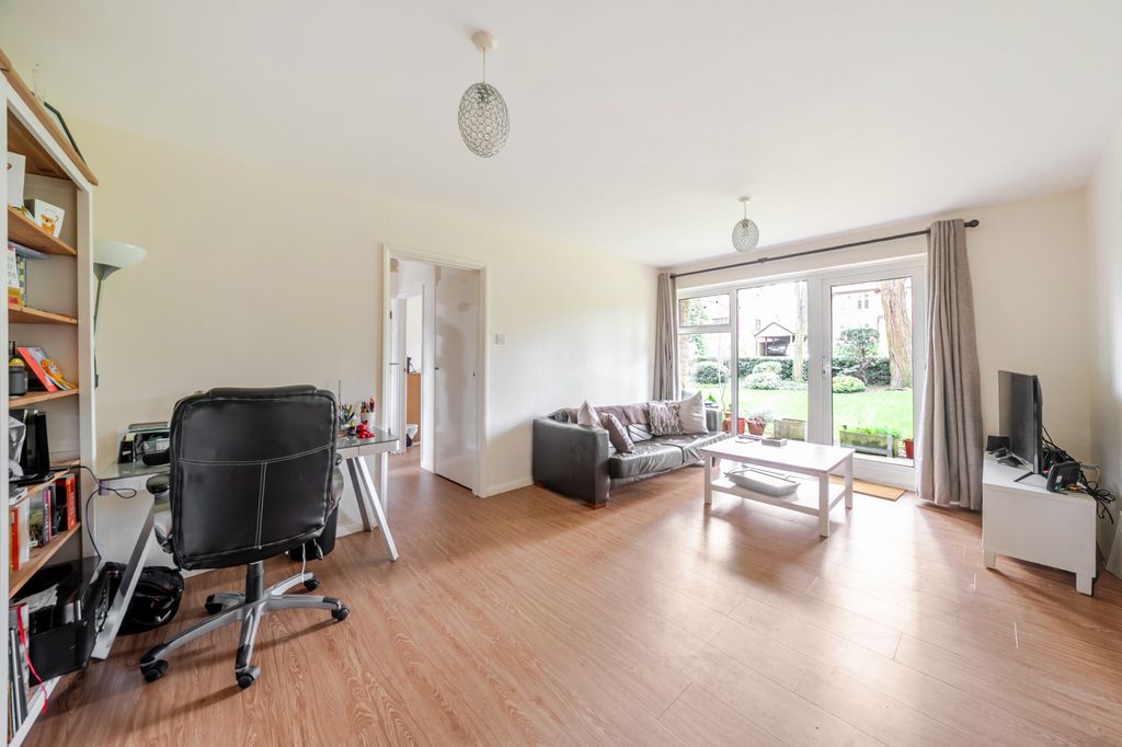 Property photo 2 of 13