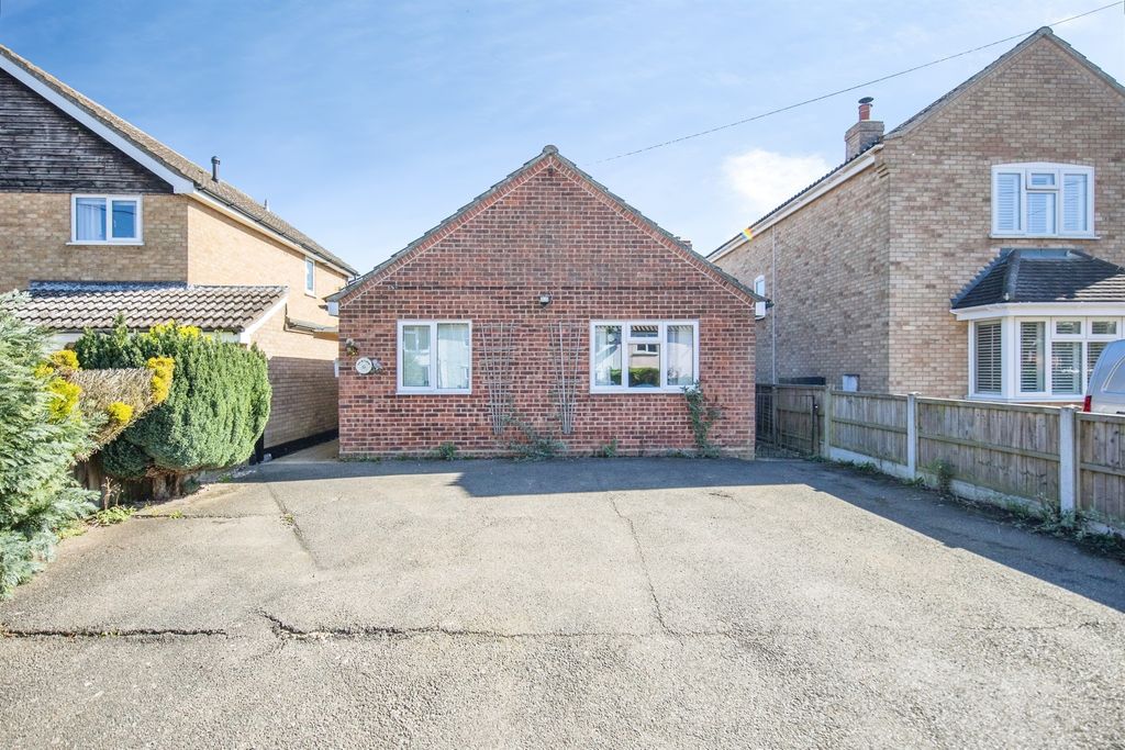 Property photo 1 of 13