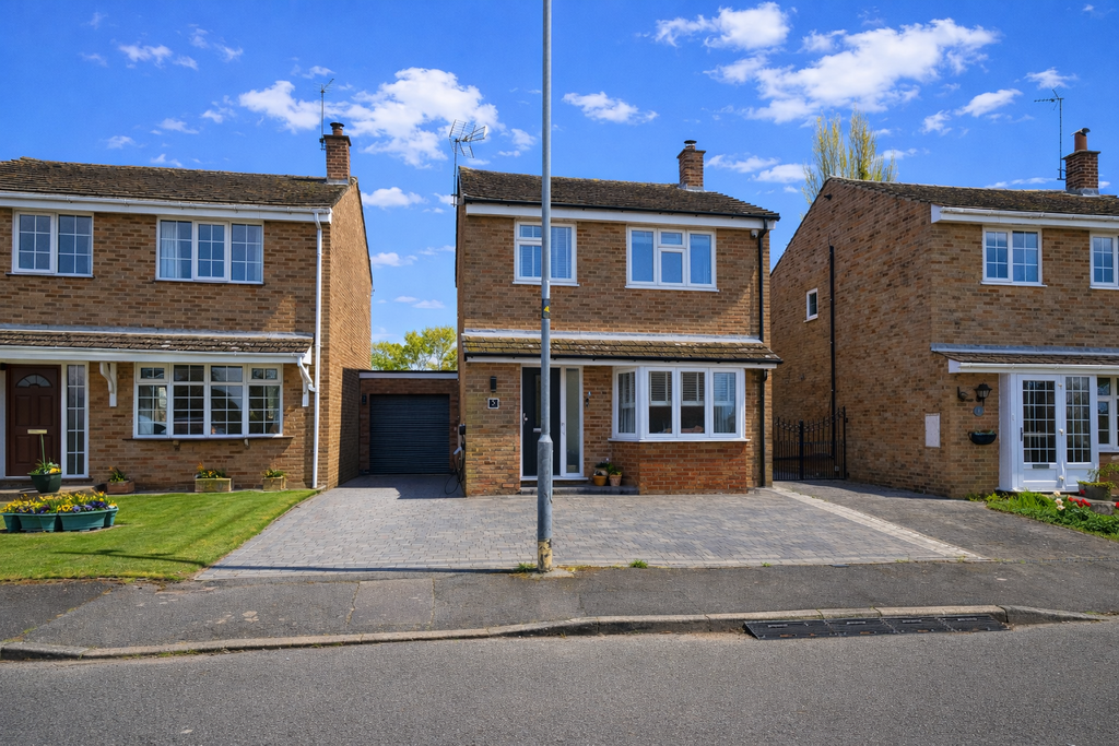 Property photo 2 of 25 Front