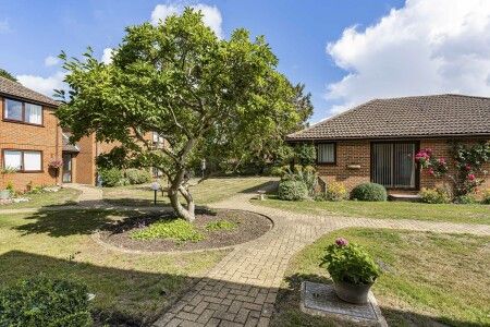 Property photo 2 of 18