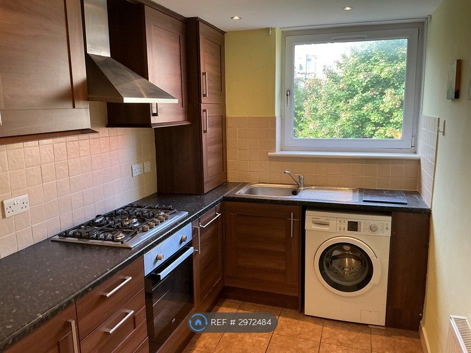 Property photo 2 of 13 Kitchen