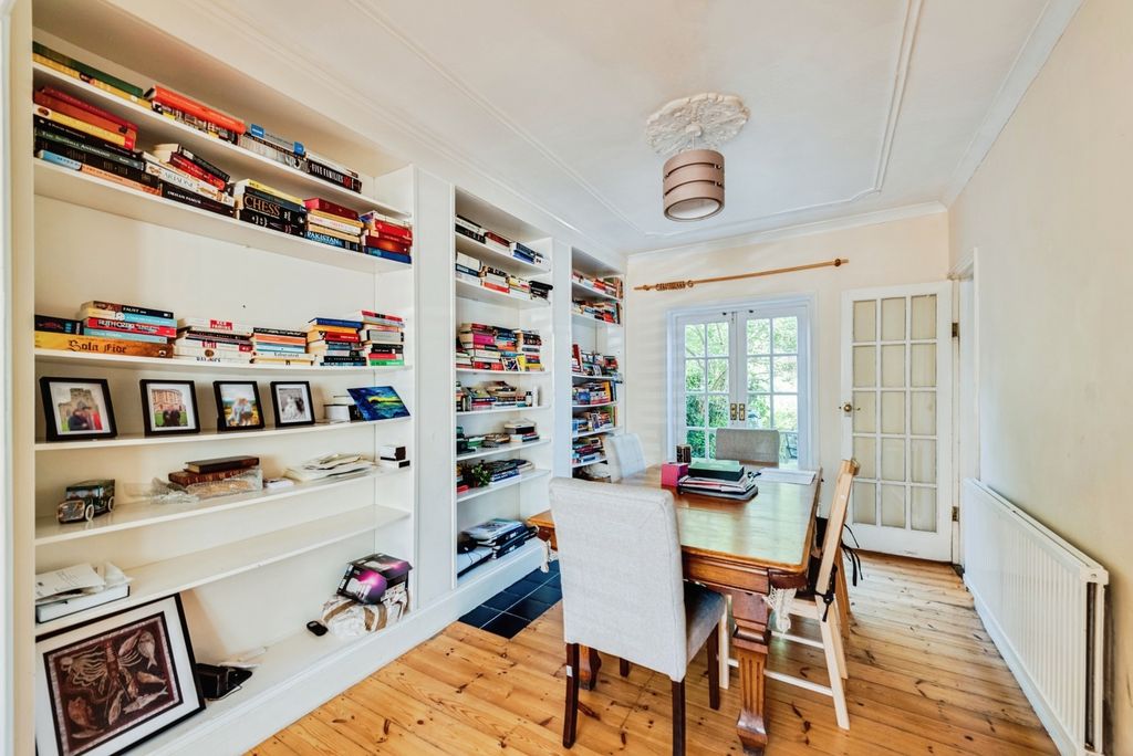 Property photo 3 of 12 Pbox-Img.Jpg