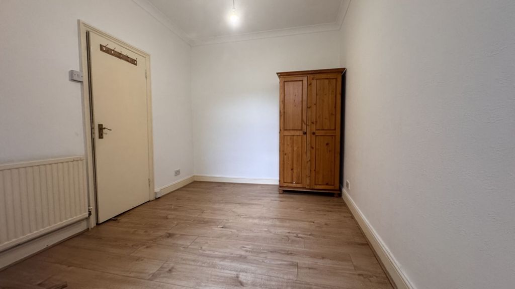 Property photo 2 of 4 Photo 3