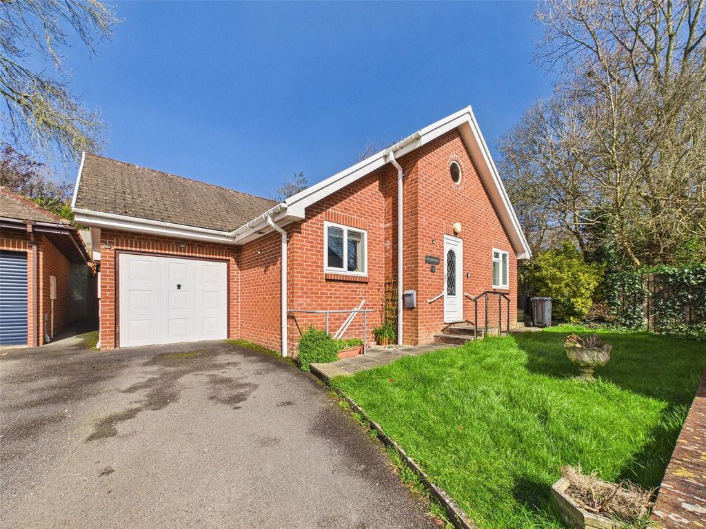 Property photo 1 of 12 Picture No. 02