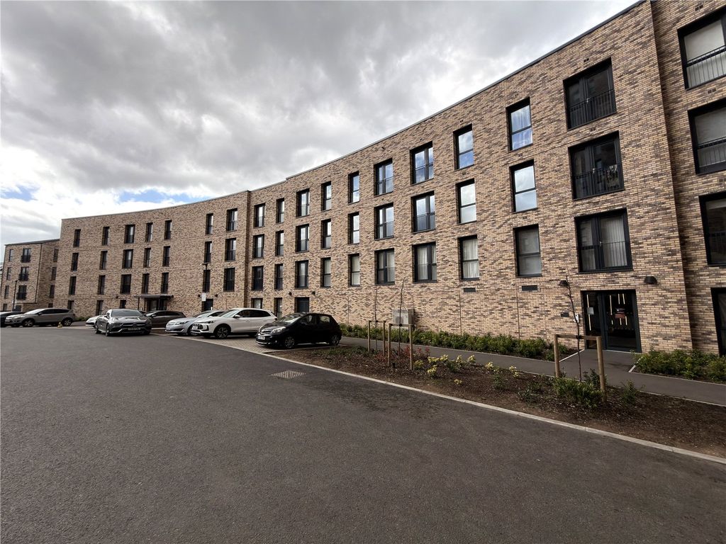 Property photo 1 of 8 Picture No. 05