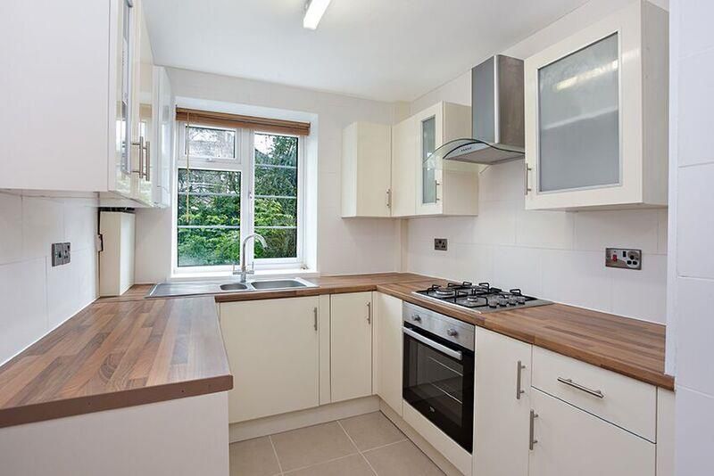 Property photo 2 of 7 Kitchen
