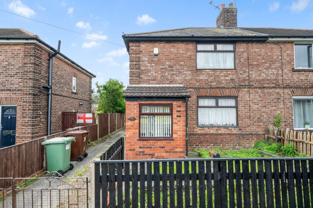 Property photo 1 of 14