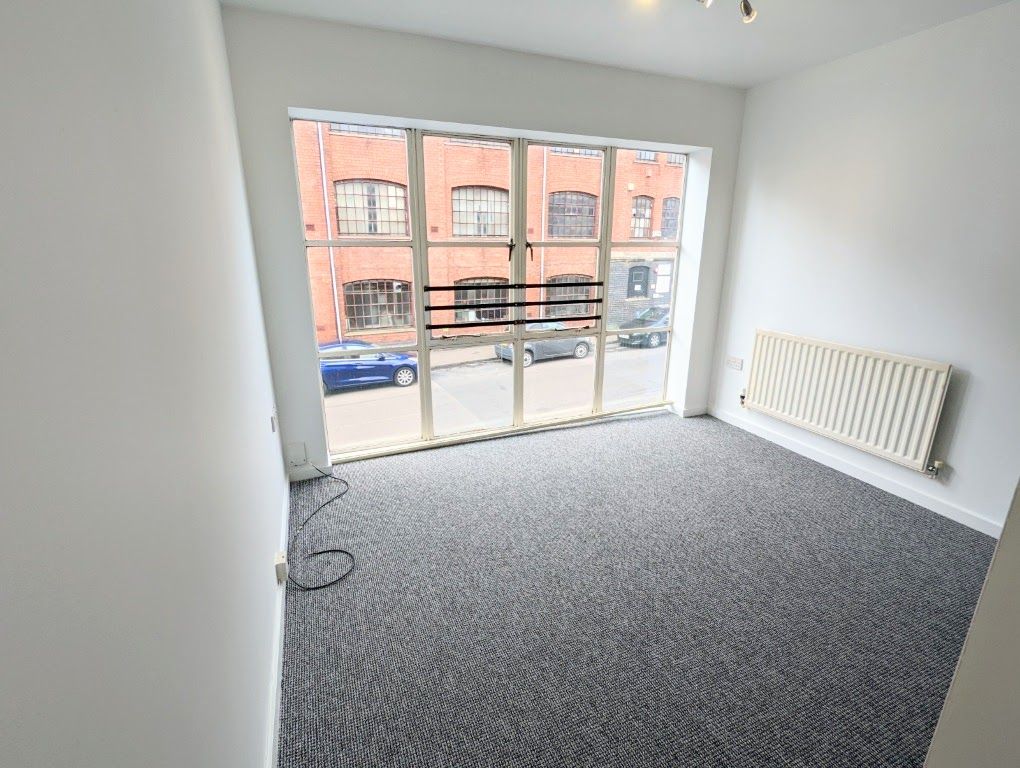 Property photo 3 of 8