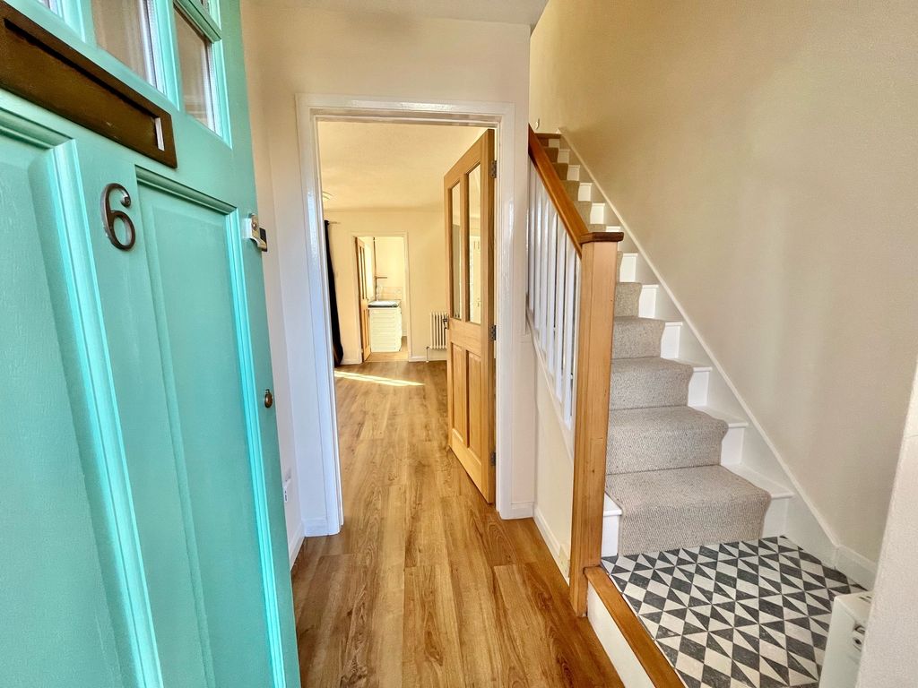 Property photo 1 of 18 Front