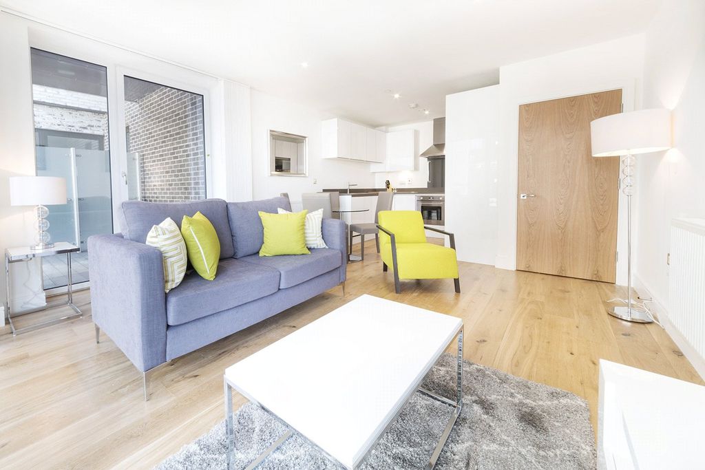 Property photo 1 of 10 Photo 8