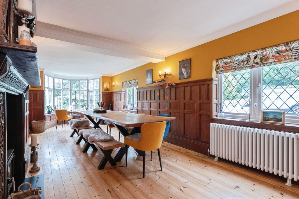 Property photo 3 of 55 Pbox-Img.Jpg