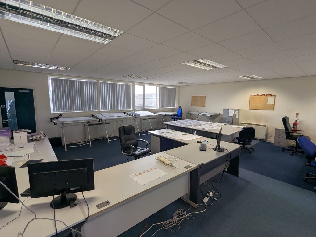 Property photo 3 of 9