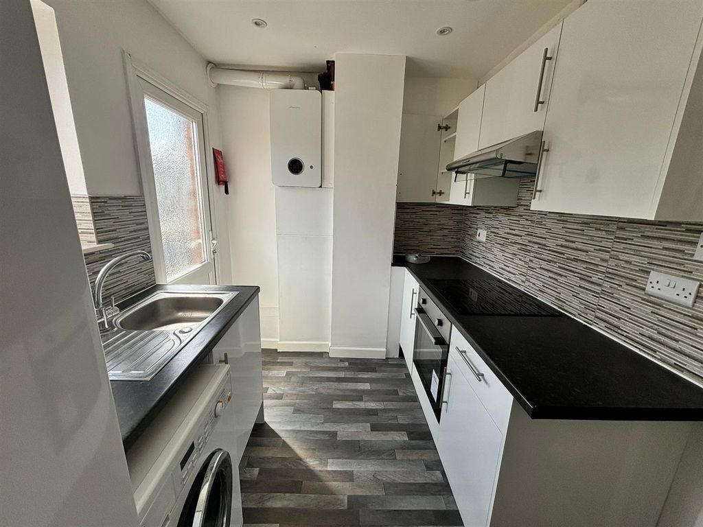 Property photo 1 of 7 E9d0F7d7-Cf42-4209-8F99-391d75287F5A.Jpg