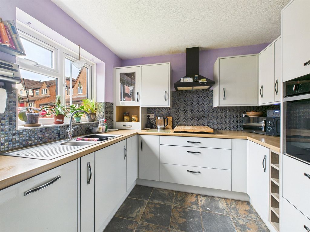 Property photo 2 of 23 Picture No. 04