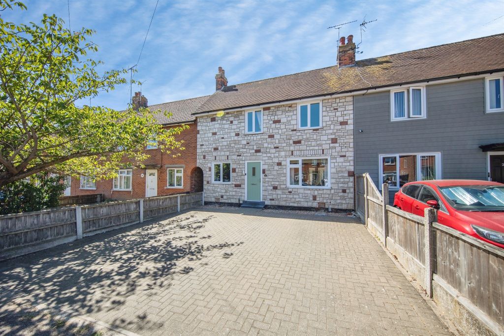 Property photo 1 of 17