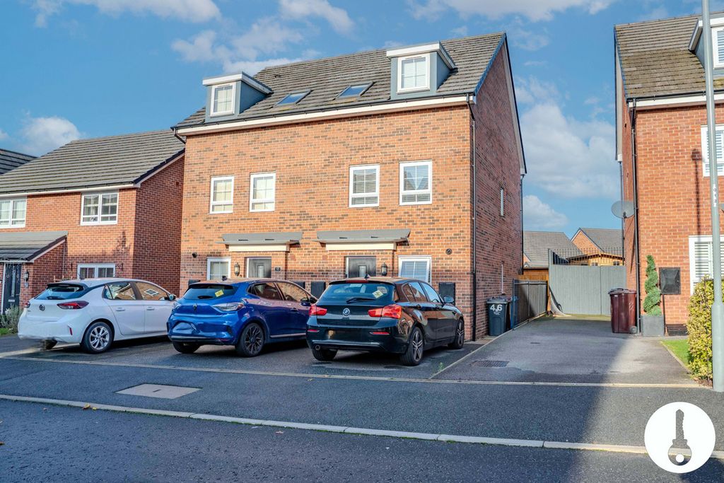 Property photo 1 of 24