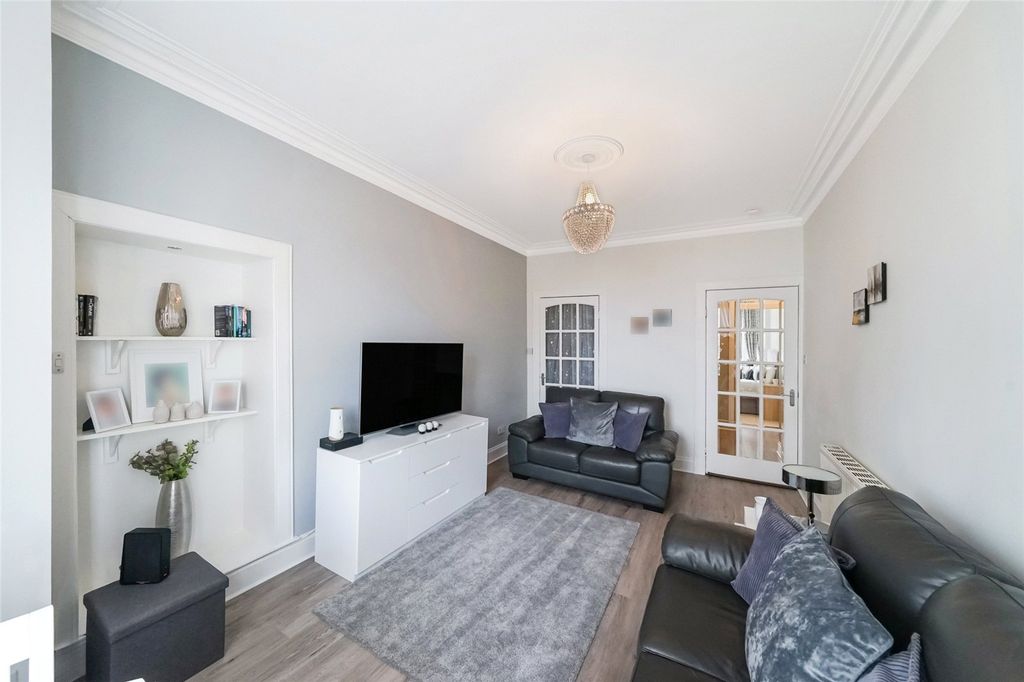 Property photo 3 of 9 Picture No. 08