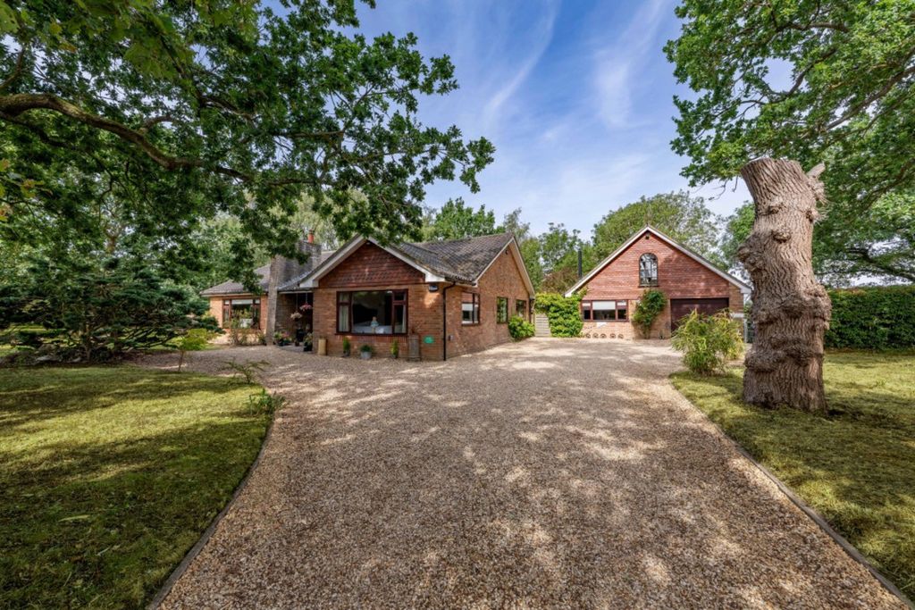 Property photo 1 of 38