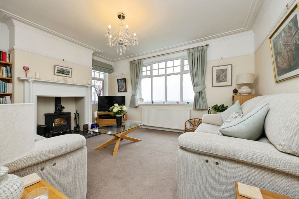 Property photo 3 of 22 Pbox-Img.Jpg