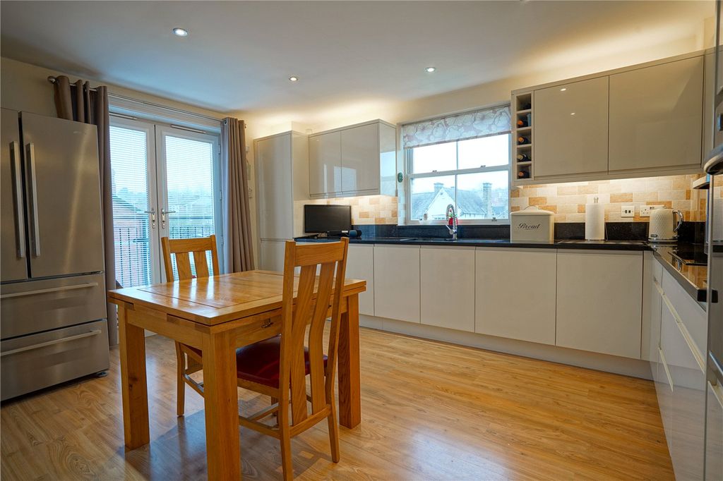 Property photo 3 of 10 Picture No. 07