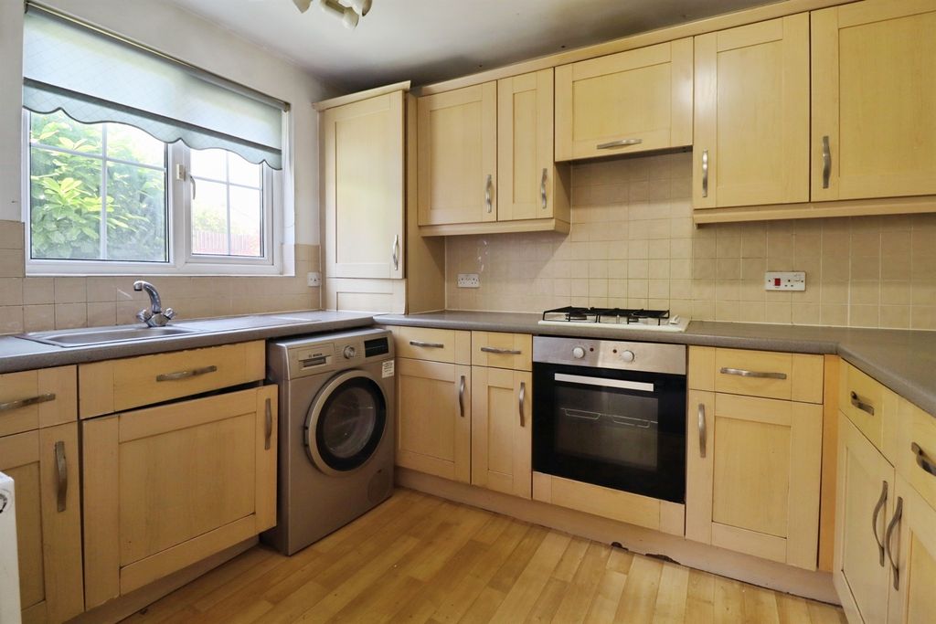Property photo 2 of 14