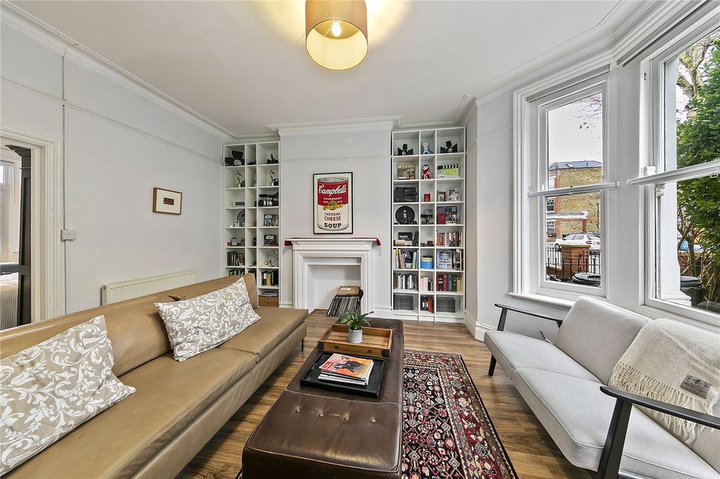 Property photo 2 of 10 Picture No. 06