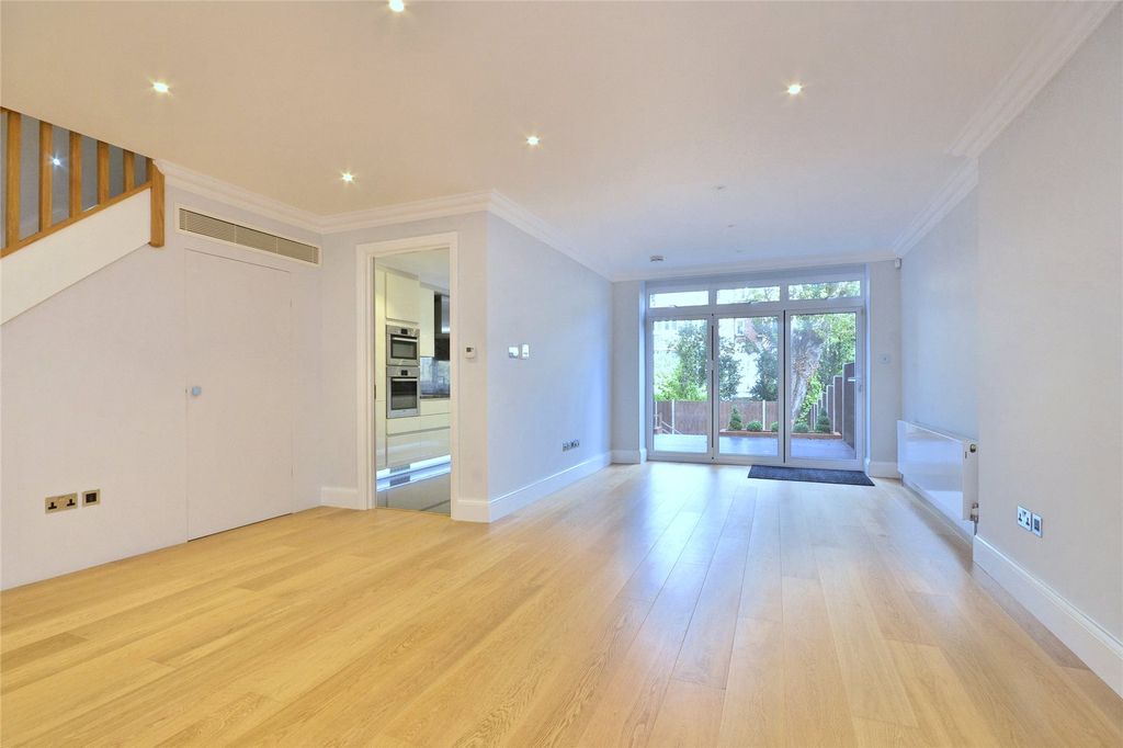 Property photo 2 of 17 Reception Room