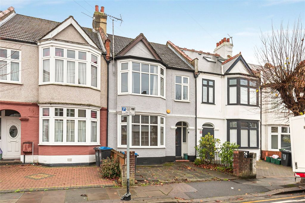 Property photo 2 of 12 Picture No. 25