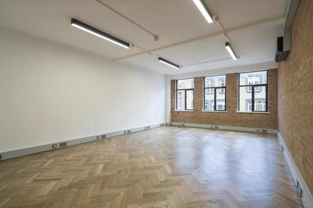 Property photo 2 of 4