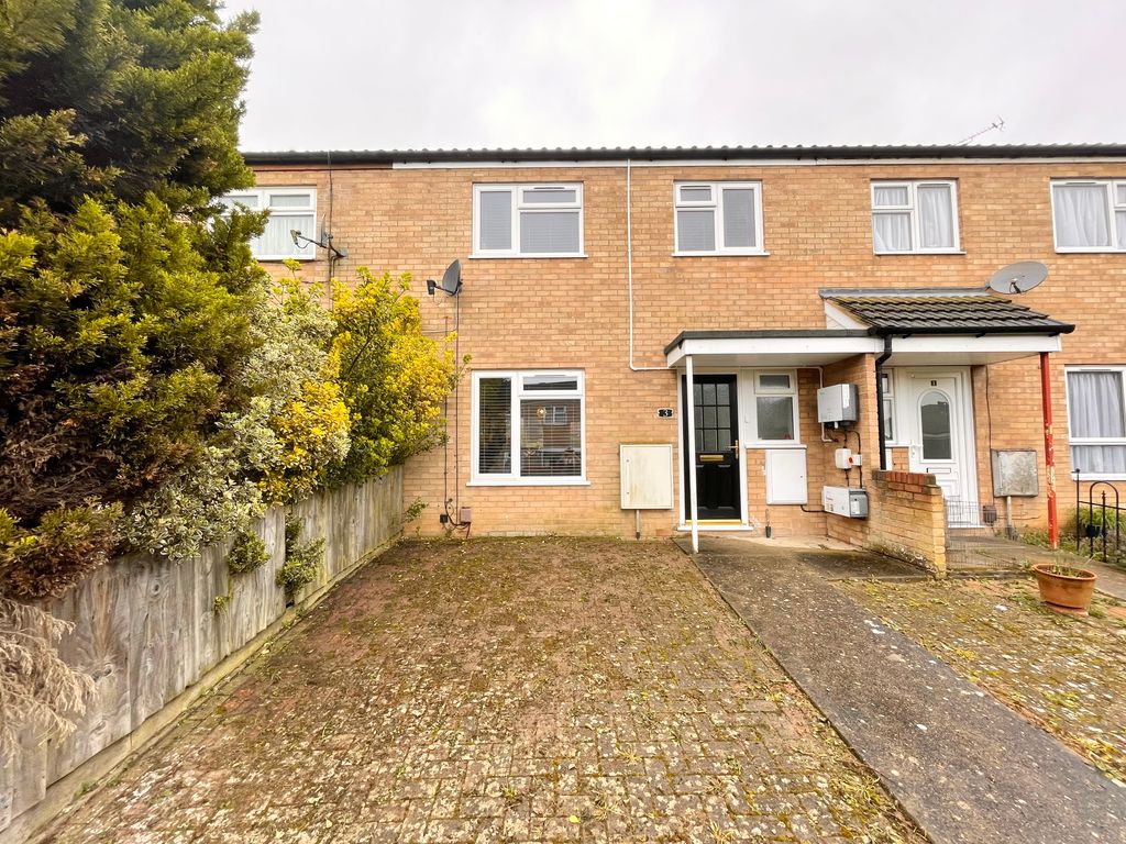 Property photo 1 of 10 Front