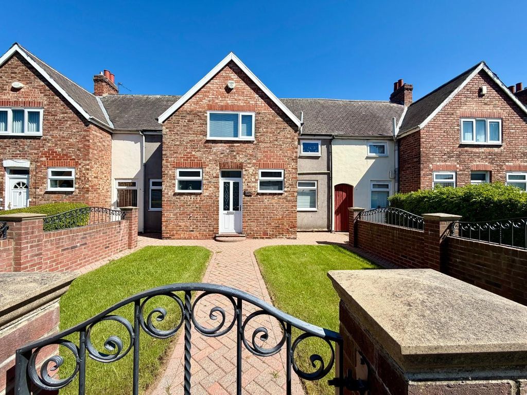 Property photo 1 of 13 External