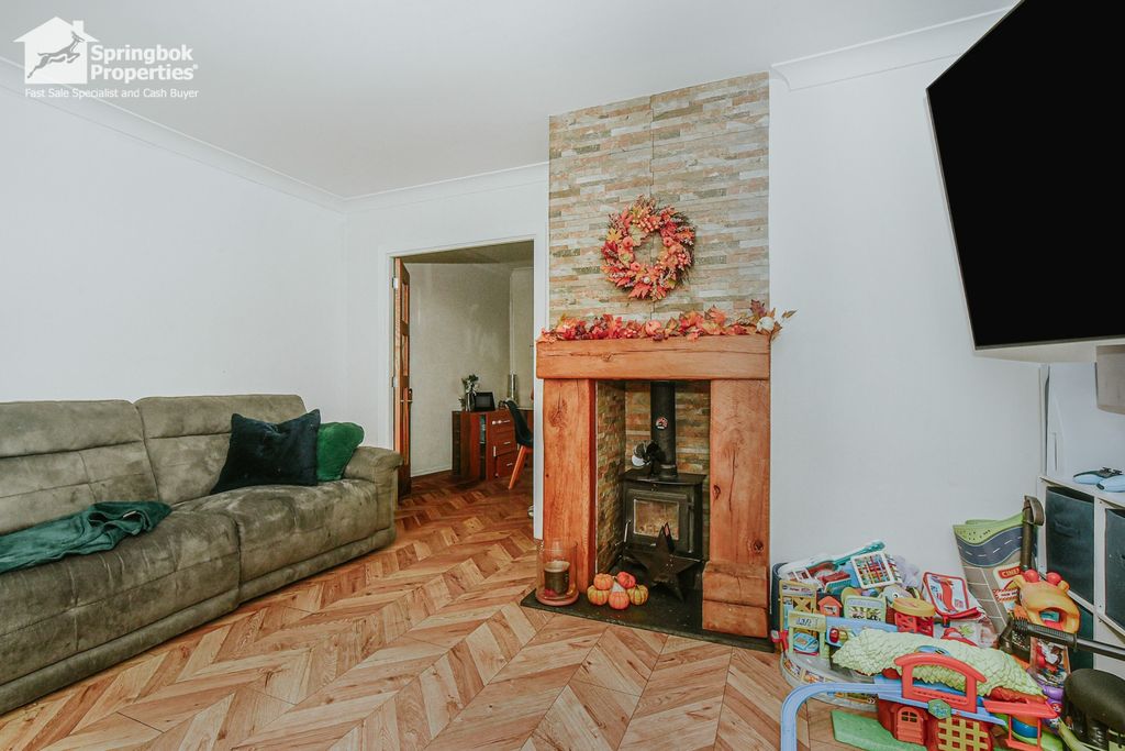 Property photo 3 of 22 Image 2