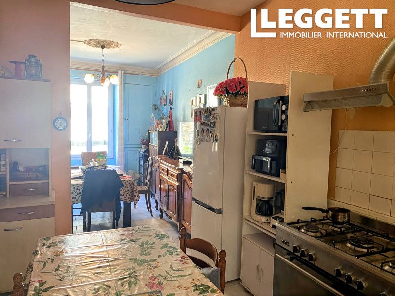 Property photo 2 of 10