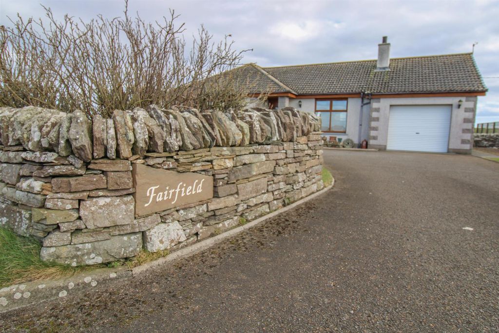 Property photo 2 of 30