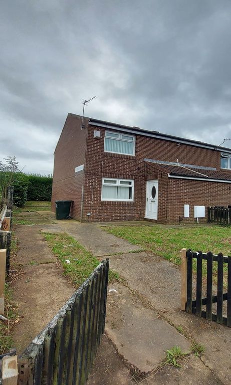 Property photo 1 of 8