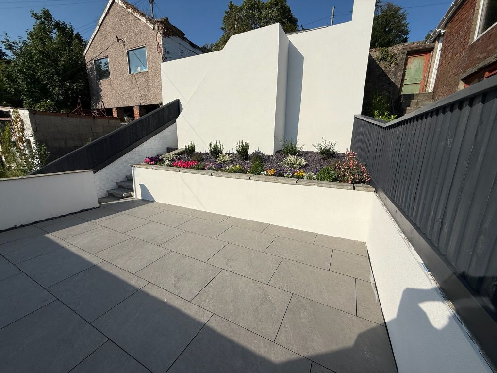 Property photo 2 of 25