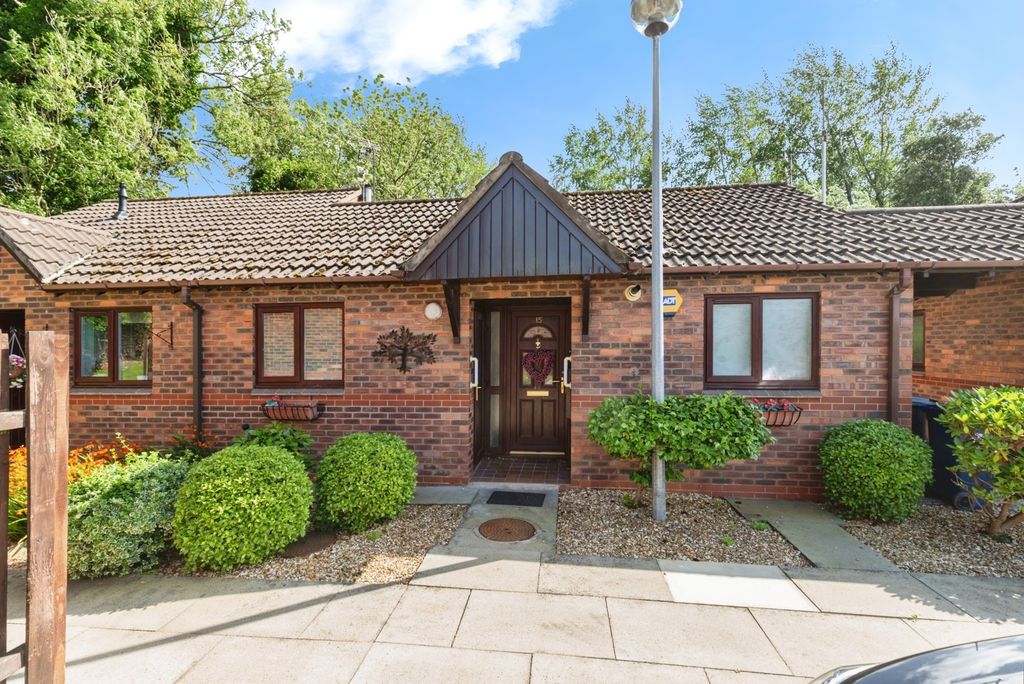 Property photo 1 of 14 Front