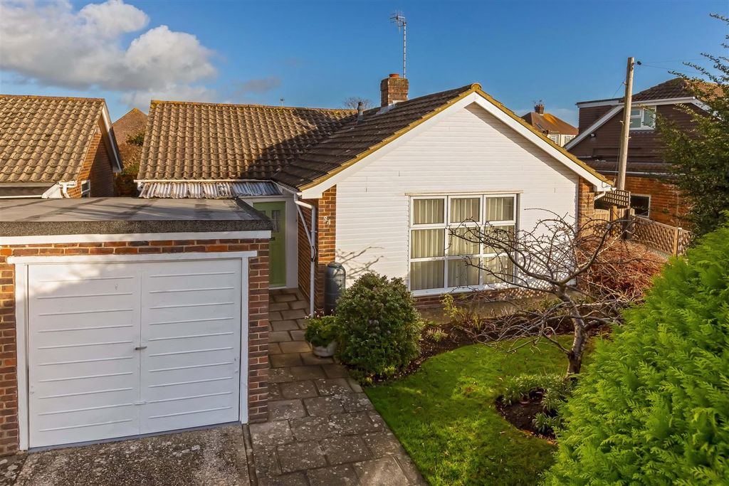 Property photo 1 of 10 Rusper Rd _12.Jpg