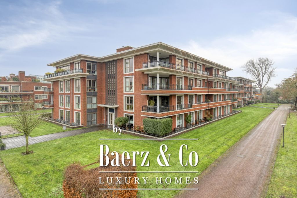 Property photo 1 of 35