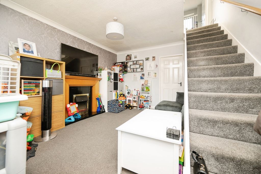 Property photo 3 of 19 Pbox-Img.Jpg