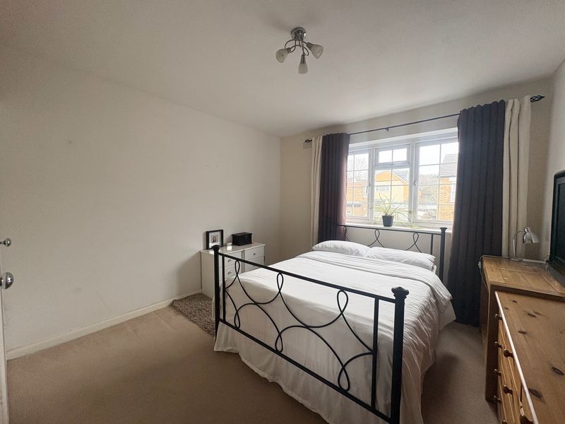 Property photo 3 of 6 Photo 2