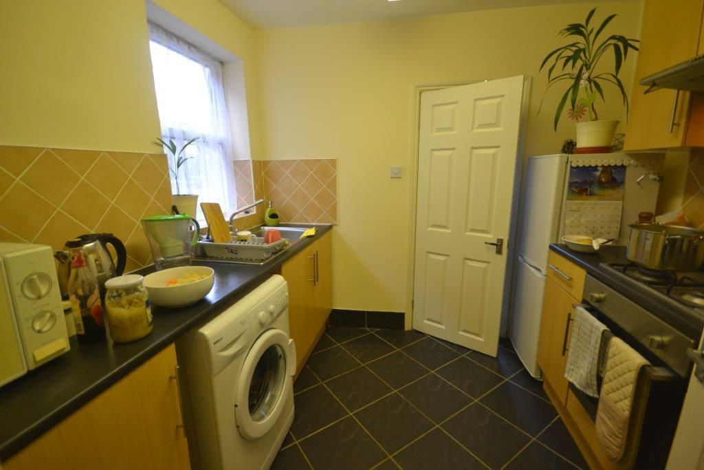 Property photo 3 of 6