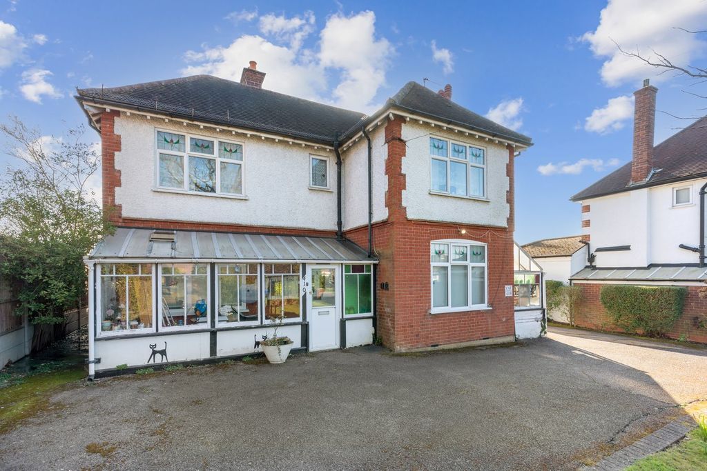 Property photo 3 of 12