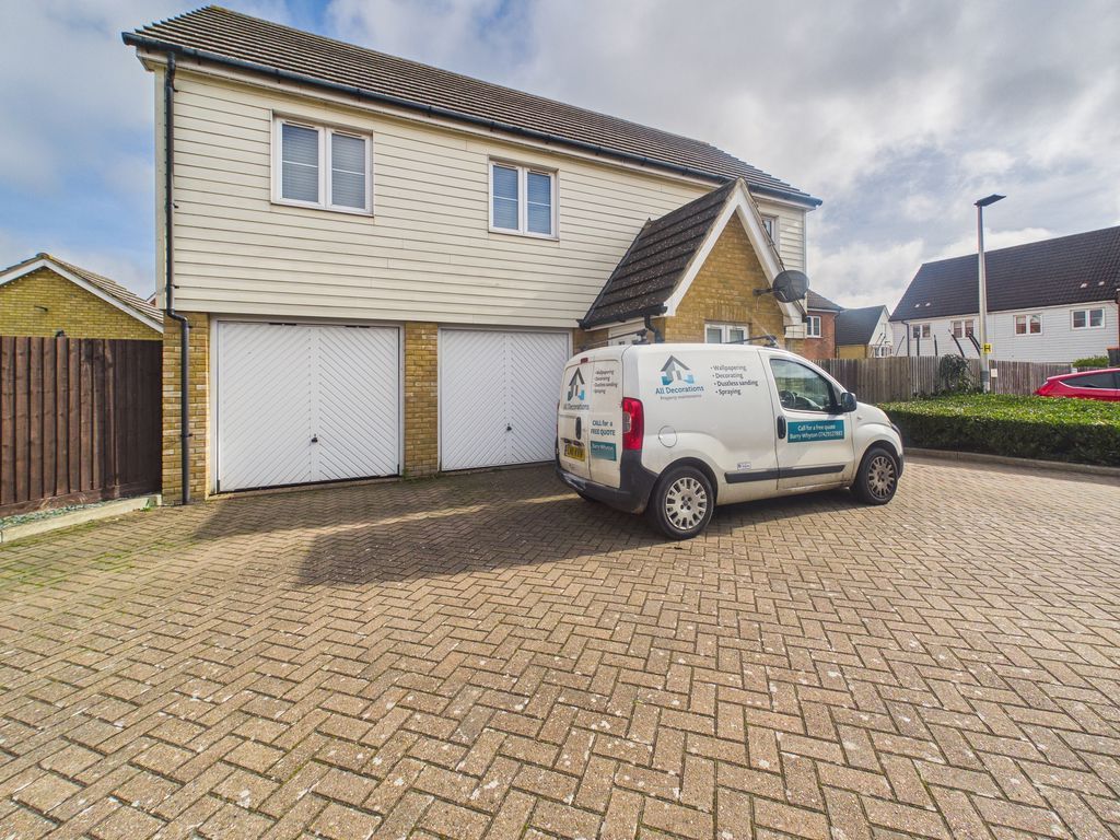 Property photo 1 of 8 Photo 1