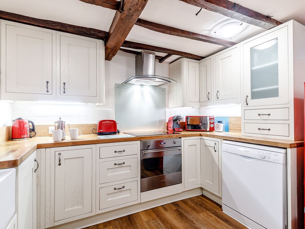 Property photo 3 of 19