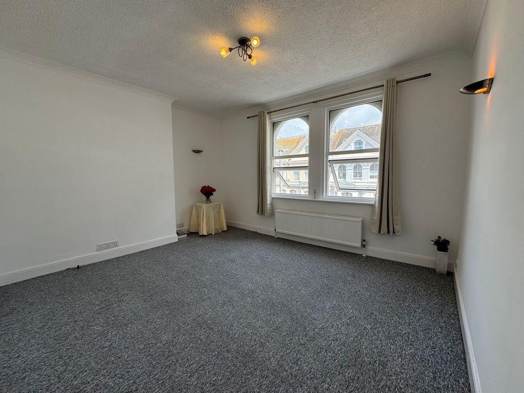 Property photo 2 of 9 Living Room