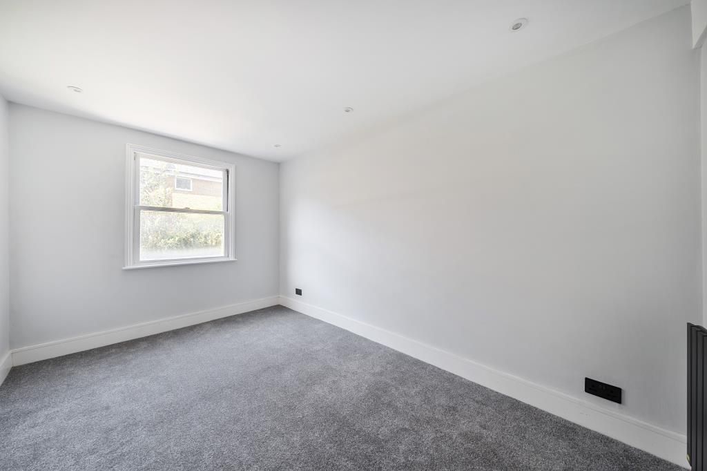 Property photo 3 of 19 Bedroom